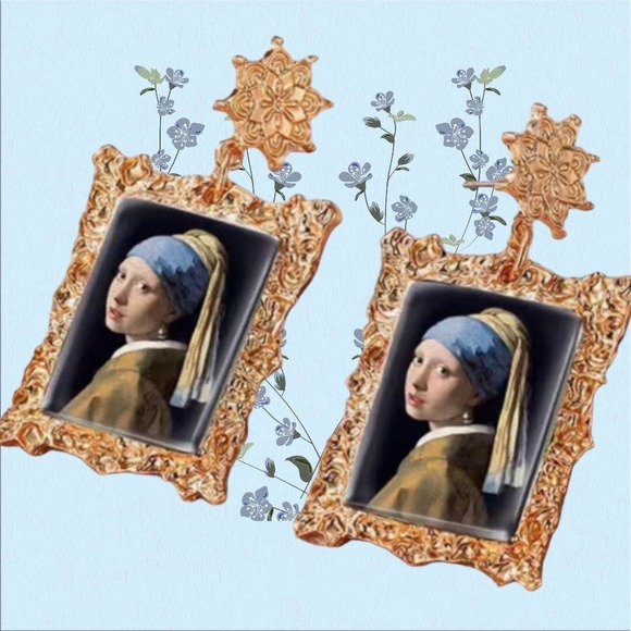Boutique Jewelry - Special OFFER Vermeer's Girl with a Pearl Earring Gold framed earrings